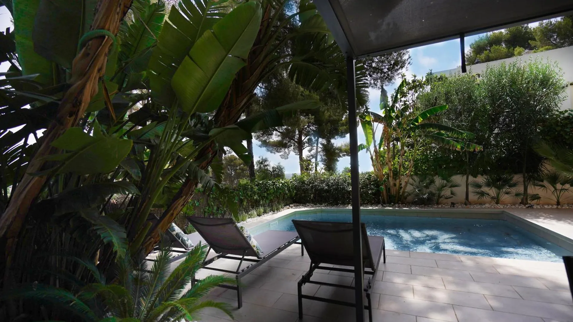 فيلا Castelldefels - House - Sleeps 4 - Pool - Petsok بيت للعطل