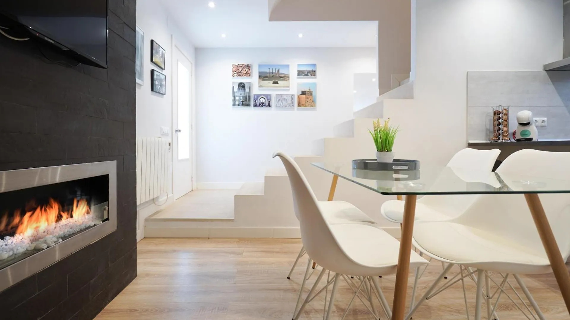 فيلا Castelldefels - House - Sleeps 4 - Pool - Petsok